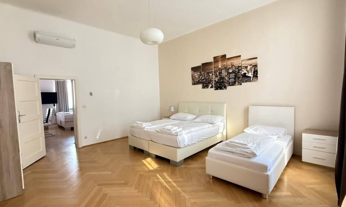 Leopoldstadt Apartment | Vacation apartment/apartment for 7 guests with 75m² in Vienna (313259)