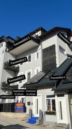 Gmunden Apartment | Wolfis Traunseeblick - mit Klimaanlage u kostenlosem Parkplatz direkt an der Unterkunft