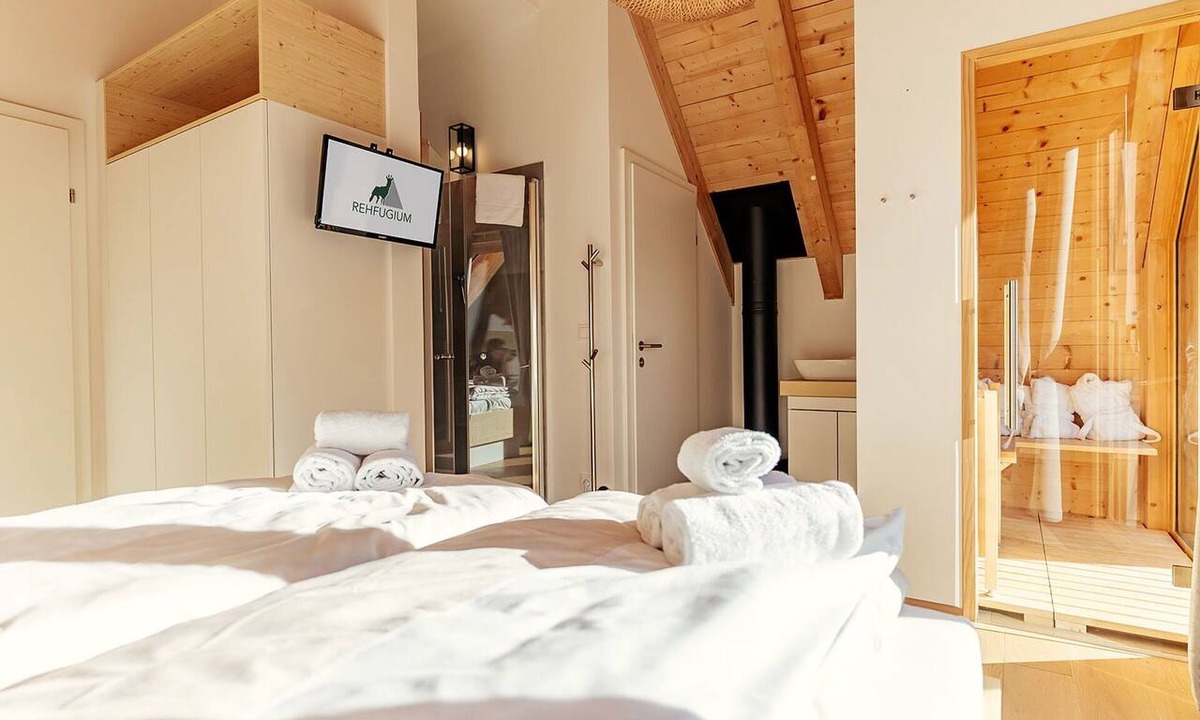 Schonberg House | Wonderful private villa for 6 people with TV, terrace and pets allowed