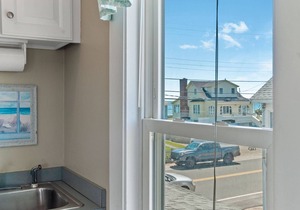 26 SECONDS FROM WELLS BEACH: OCEAN&MARSH VIEWS-BRIGHT & AIRY-SUPERB BEACH ACCESS in Wells