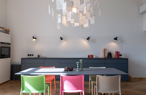 Innere Stadt Apartment | 2-Bedroom Apartment with Private Library