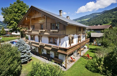 Finsing Other | 200 m² Accommodation ∙ 5 bedrooms ∙ 8 guests