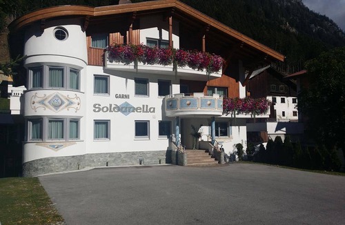 Mathon Hotel | 22 m² Hotel ∙ 1 bedroom ∙ 3 guests