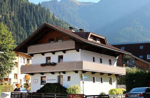 Mayrhofen Apartment | 50 m² Apartment ∙ 2 bedrooms ∙ 4 guests