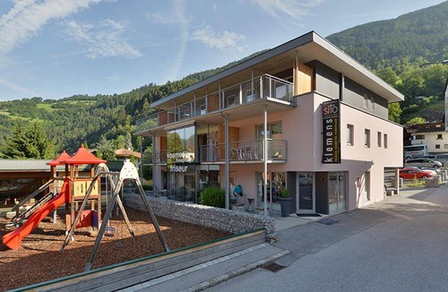 Oetz Apartment | 75 m² Apartment ∙ 2 bedrooms ∙ 6 guests