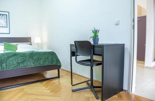Neulerchenfeld Apartment | Affordable 2BR Apt-Near Wiener Stadthalle