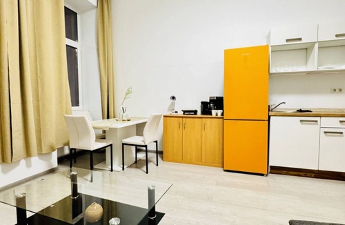 Ottakring Apartment | Affordable Studio Apt. w/Kitchen 7-Min Ottakring