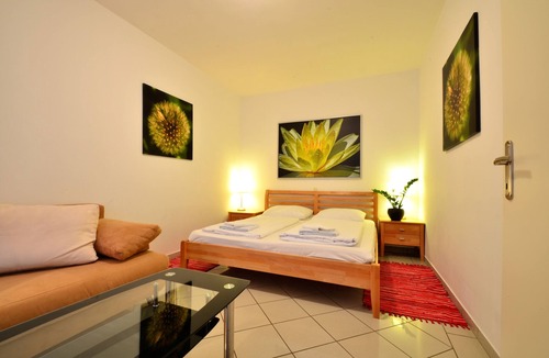 Donaustadt Apartment | AJO Vienna Garden - Contactless Check-in
