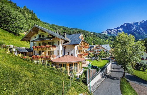 Dienten am Hochkoenig Apartment | Almhof Alpin Apartments & Spa