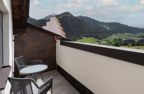 Soell House | AlpenSchlössl Family Suite "Alpenglück" - Hotel AlpenSchlössl