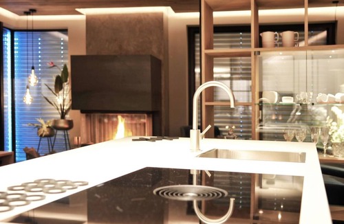 See Apartment | Alpin Penthouse - Atemberaubend und Luxuriös by Interhome