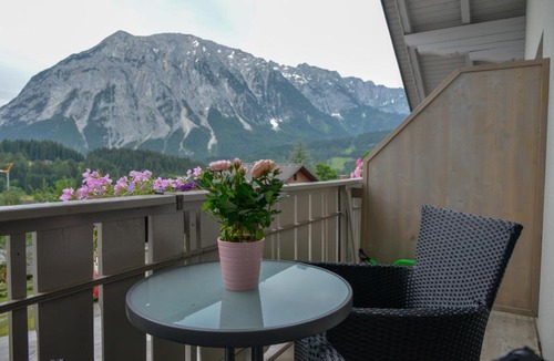 Tauplitz Apartment | Alpine Appartement Top 9 by AA Holiday Homes