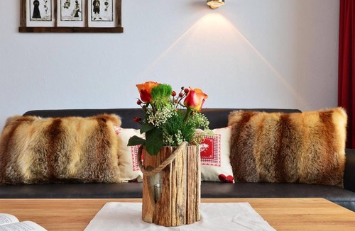 Riezlern Apartment | Alpine Chalet - 1 living room, 2 bedrooms, shower / WC - Fontain's Hus