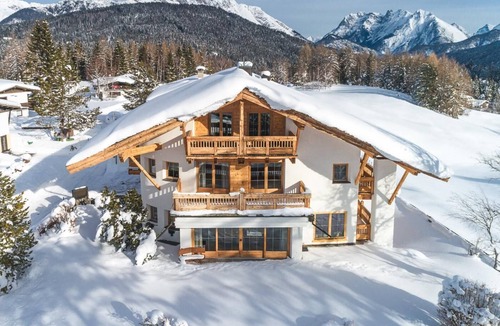 Seefeld in Tirol Apartment | Alpine chic in Haus Hahn, combined with modern elegance Chalet Seefelder Spitze by MoniCare