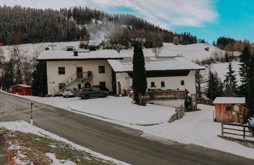 Fendels Apartment | Alpine view 2-5 persons - Organic farm Zirmhof