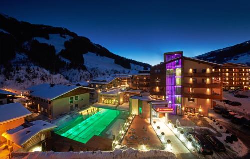 Saalbach-Hinterglemm Hotel | Alpinresort ValSaa - Sport & Spa