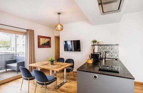 Brixlegg Apartment | ALTE MÜHLE LOFT - Balcony & Mountain View