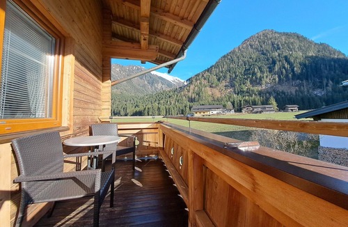 Schonbach Apartment | Apartment in a quiet location near Wildkogel Arena