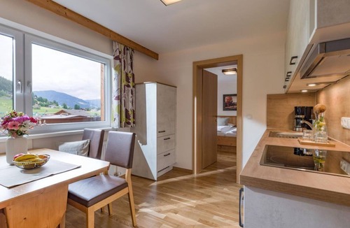 Itter Apartment | Apartment 2 - Fuchs Apartment Building