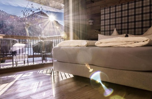 Soelden Apartment | Apartment Appartement Mont Blanc by Interhome