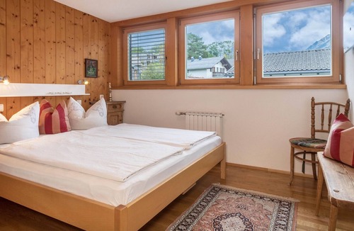 Grossdorf Apartment | Apartment 'Försterhaus Wohnung Dachgeschoss' with Mountain View, Shared Garden and Wi-Fi