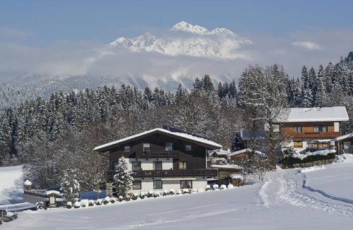 Itter Apartment | Apartment for 4 p. #22 (1 bedroom, 1 living room. Bathroom) - Guest house - Pension