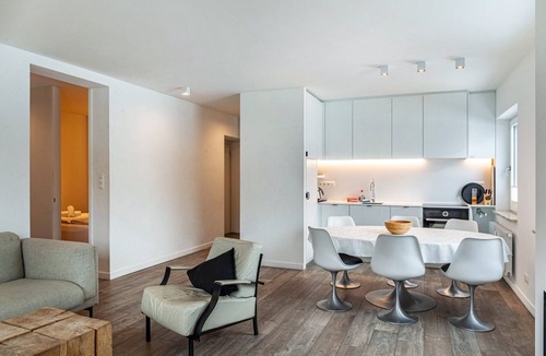 Seefeld in Tirol Apartment | Apartment "Haus Excelsior Top 15" with Mountain View, Balcony & Wi-Fi