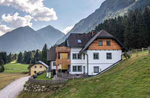 Solk Apartment | Apartment Karlspitz by Interhome