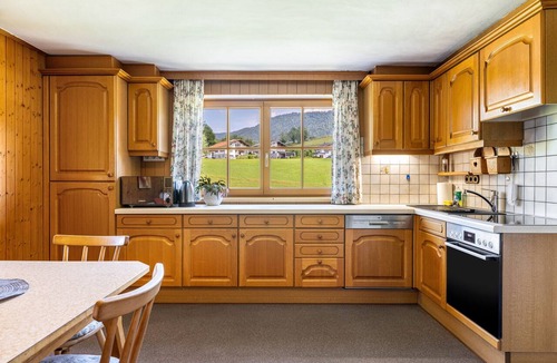 Krumbach Apartment | Apartment 'Kojen' with Mountain View, Shared Garden and Wi-Fi