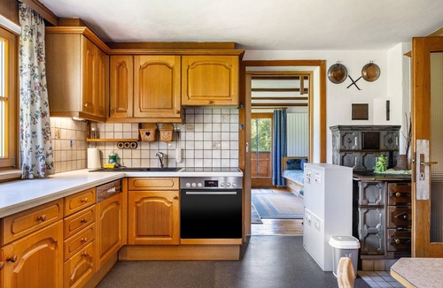Krumbach Apartment | Apartment 'Kojen' with Mountain View, Shared Garden and Wi-Fi