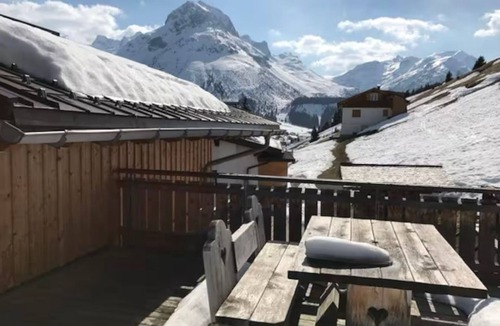 Lech am Arlberg Apartment | Apartment Kriegerhorn - Boutique Chalet Almrausch outbuilding