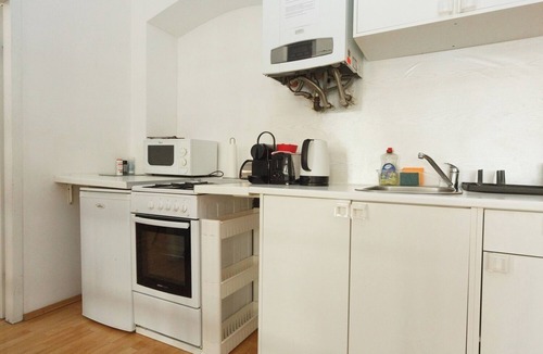 Funfhaus Apartment | Apartment No. 04 in Vienna near Schönbrunn/Westbahnhof | Keyless Check-In