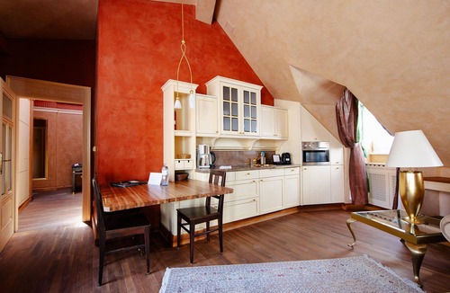 Graz City Centre Apartment | Apartment Venezia - Apartment house on Glockenspielplatz
