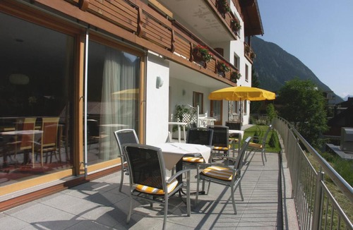 Brand Apartment | Appart Saroja-Tannleger