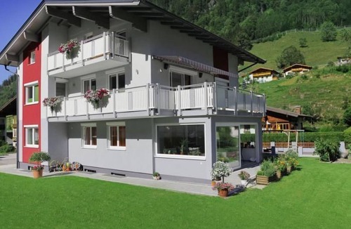 Fusch an der Grossglocknerstrasse Apartment | Appartement Gimpl by Interhome