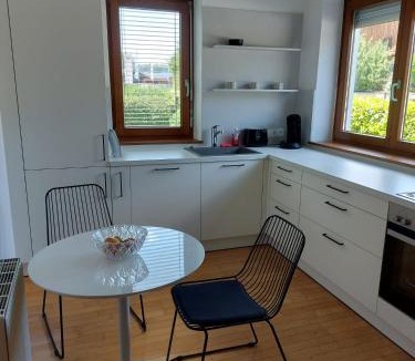 Perwang am Grabensee Apartment | Appartement Wintergarten in Seenähe