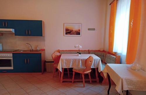 Rust Apartment | Appartment Nr. 4: 1 Schlafraum, Dusche, WC - Alte Mühle