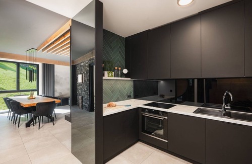 See Apartment | Atemberaubendes Luxus-Apartment Residenz Silvretta by Interhome
