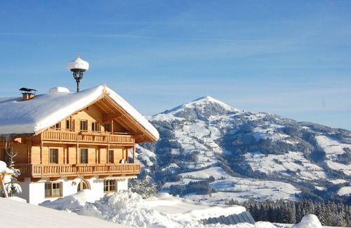 Hopfgarten im Brixental Villa | Beautiful villa for 6 guests with WIFI, TV, balcony, pets allowed and panoramic view