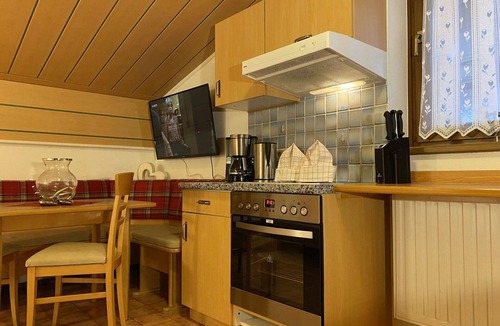 Saalbach Apartment | Beautiful apartment for 4 people with WIFI, TV, terrace and panoramic view