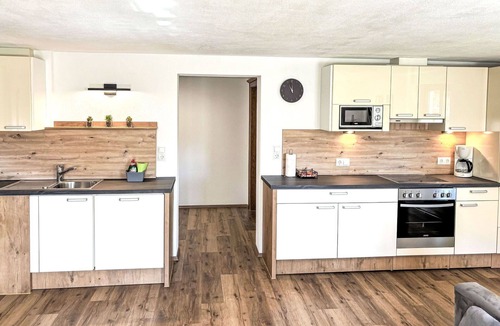 Schnann Apartment | Beautiful apartment for 4 guests with WIFI and TV