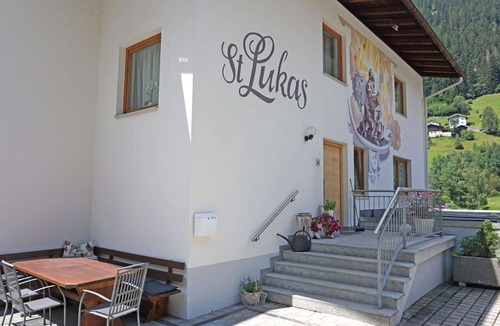 See Apartment | Beautiful apartment for 2 people with WIFI, TV, terrace and pets allowed