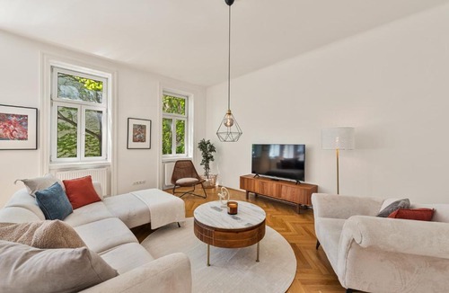Josefstadt Apartment | BELLE VIE - 3BR Superior Family-Suite with Terrace - City Centre