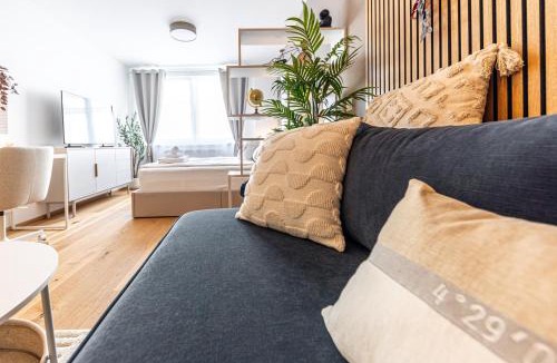 Wieden Apartment | Boho Vienna by JR City Apartments - Main station, Belvedere, City Center