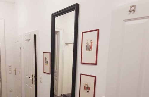 Innere Stadt Apartment | CENTRAL LOCATION 1 BED APT. "ROGERGASSE"