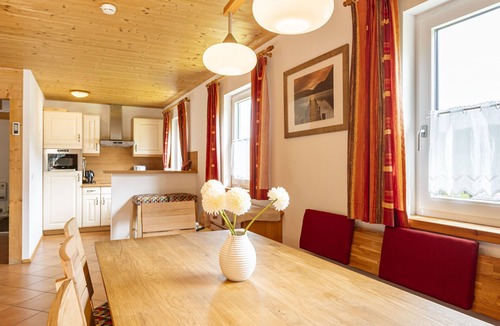 Annaberg im Lammertal Ski Chalet | Chalet # 04 with 3 BR for 6 to 8 people