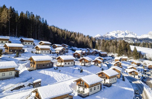 Annaberg im Lammertal Ski Chalet | Chalet # 35 with 3 BR for up to 6 people