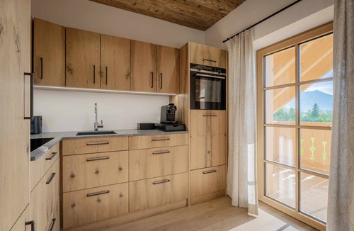 Strobl Apartment | Chalet Apartment with Sauna | for 2 Guests | Lake Wolfgang | schwanenNEST