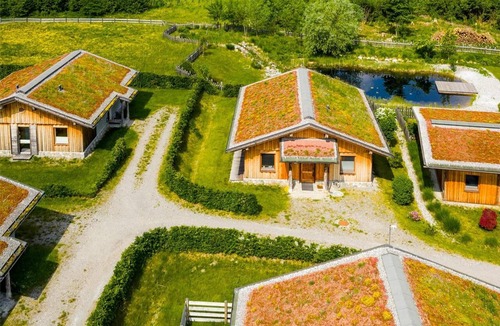 Watschig Ski Chalet | Chalet with sauna and garden for nature lovers.