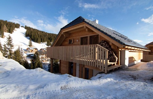 Lachtal Apartment | Chalet Hirsch - Lachtal 533